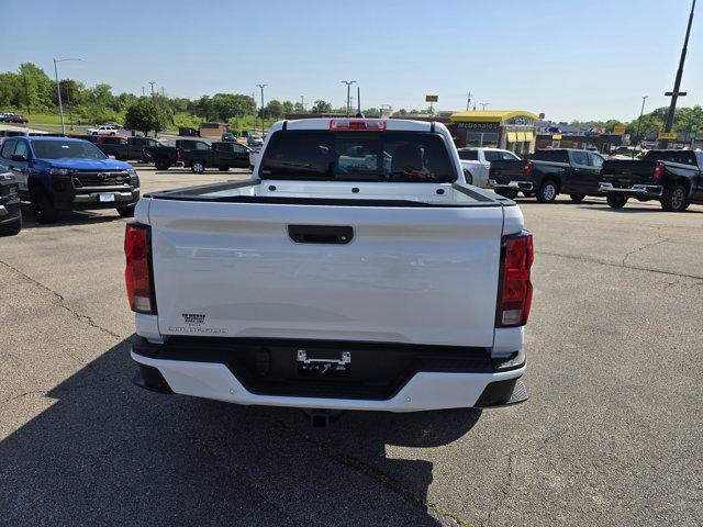 new 2025 Chevrolet Colorado car, priced at $414