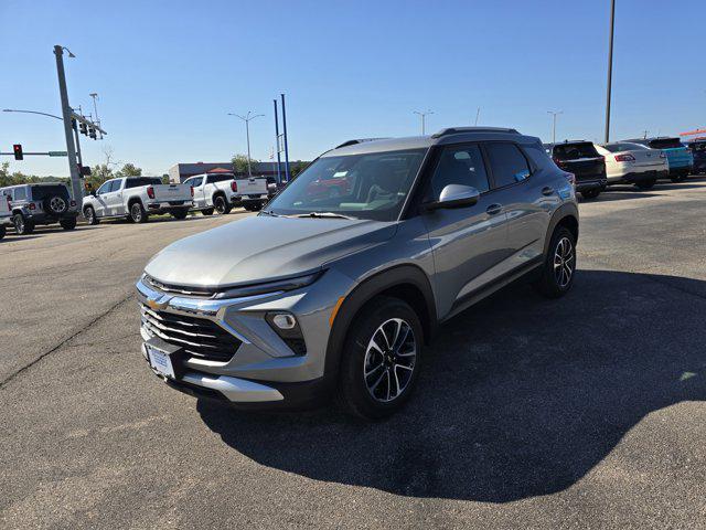 new 2025 Chevrolet TrailBlazer car, priced at $25,595