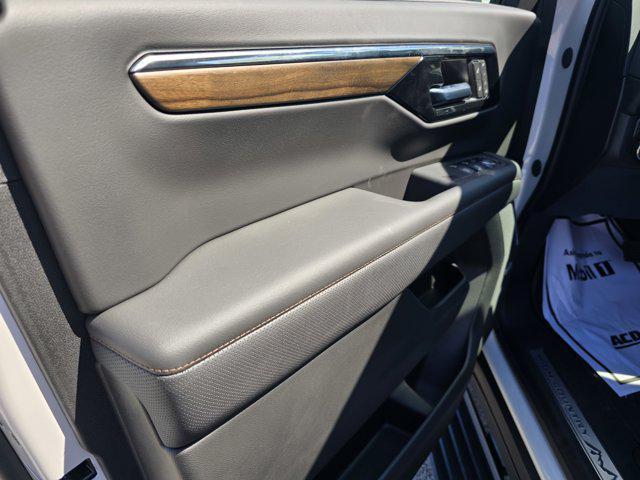 new 2025 Chevrolet Tahoe car, priced at $89,720