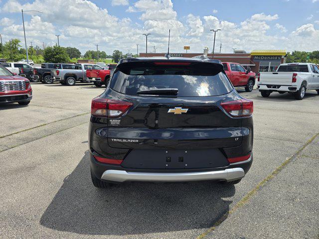 new 2026 Chevrolet TrailBlazer car, priced at $27,055