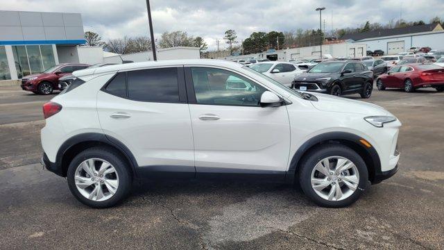 new 2024 Buick Encore GX car, priced at $30,365