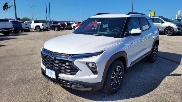 new 2025 Chevrolet TrailBlazer car, priced at $29,640