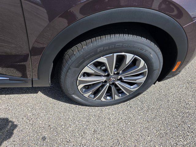 new 2025 Buick Envision car, priced at $38,390