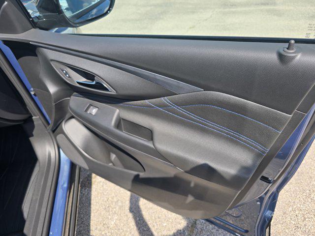 new 2025 Buick Envista car, priced at $27,565