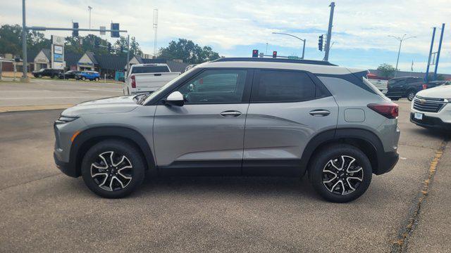 new 2025 Chevrolet TrailBlazer car, priced at $30,585