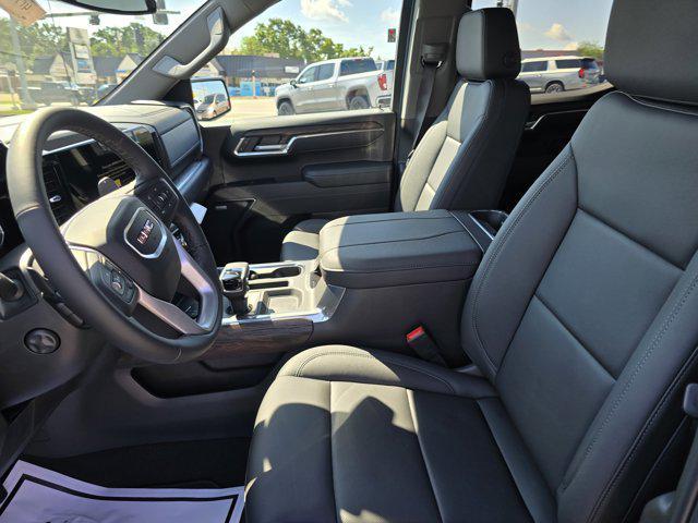 new 2025 GMC Sierra 1500 car, priced at $69,195