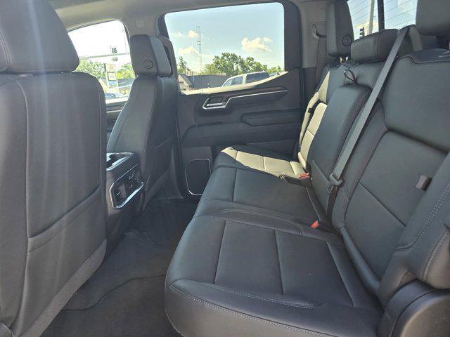 new 2025 GMC Sierra 1500 car, priced at $69,195