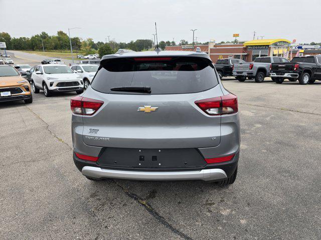 new 2025 Chevrolet TrailBlazer car, priced at $28,900