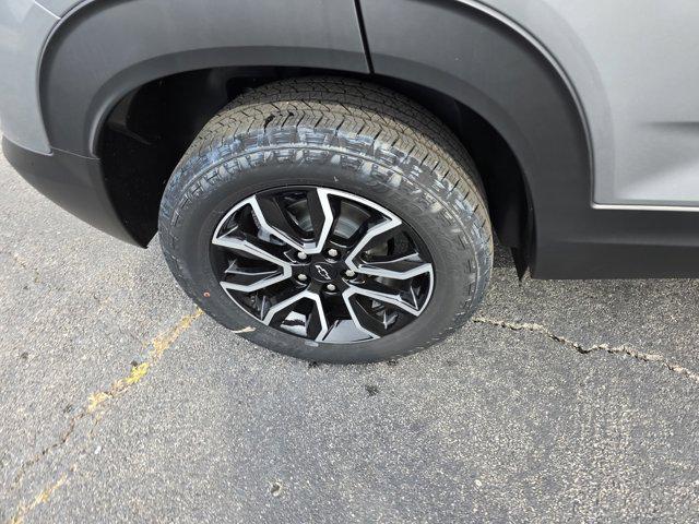 new 2025 Chevrolet TrailBlazer car, priced at $28,995