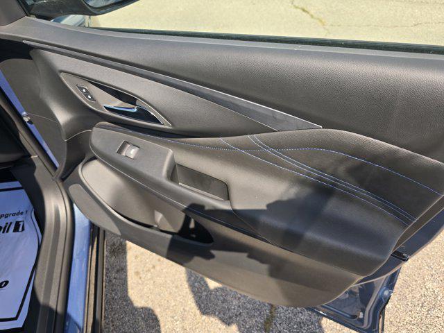 new 2025 Buick Envista car, priced at $27,785