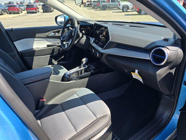 new 2025 Chevrolet Trax car, priced at $25,880