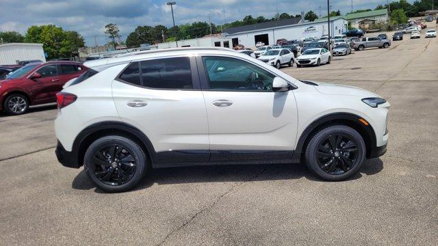 new 2024 Buick Encore GX car, priced at $29,190