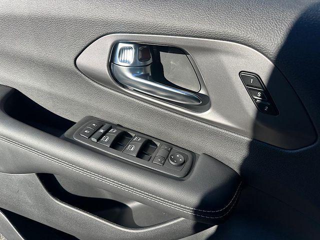new 2026 Chrysler Pacifica car, priced at $50,255