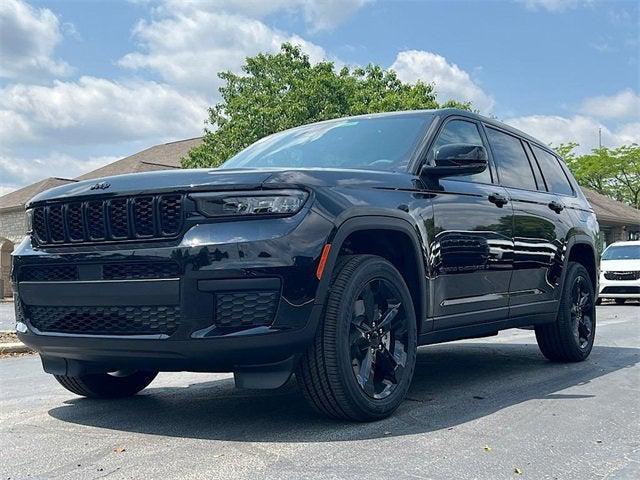 new 2025 Jeep Grand Cherokee L car, priced at $45,261
