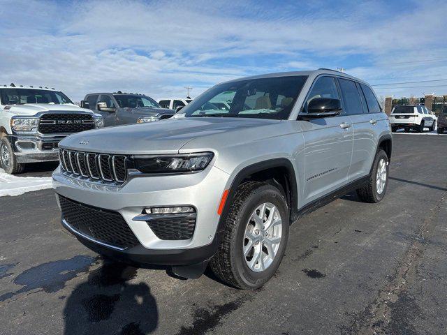 new 2024 Jeep Grand Cherokee car, priced at $44,249