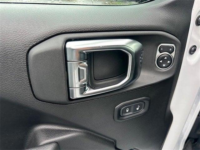 new 2025 Jeep Wrangler car, priced at $50,281