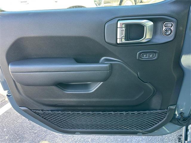 new 2025 Jeep Wrangler car, priced at $49,235