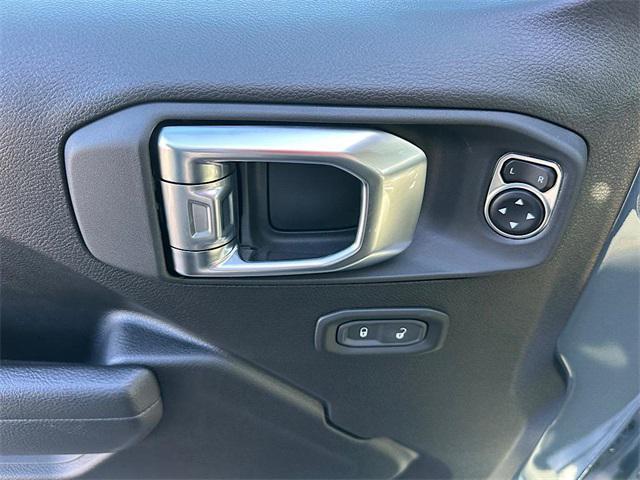 new 2025 Jeep Wrangler car, priced at $49,235