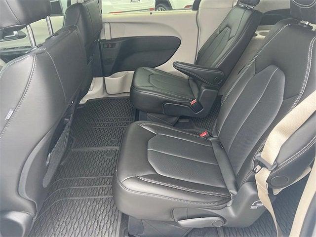 used 2024 Chrysler Pacifica car, priced at $38,500