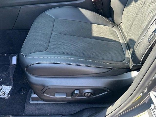 new 2025 Jeep Grand Cherokee L car, priced at $44,000