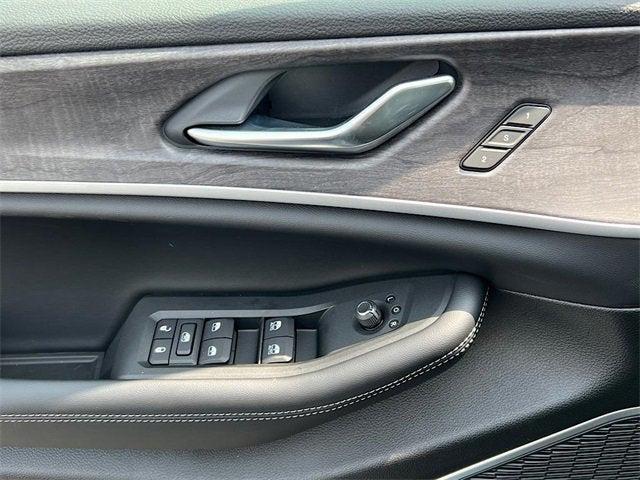new 2025 Jeep Grand Cherokee L car, priced at $51,213