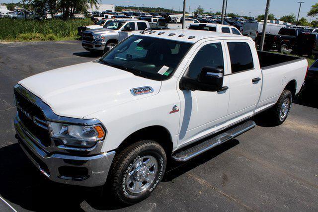 new 2024 Ram 3500 car, priced at $69,369