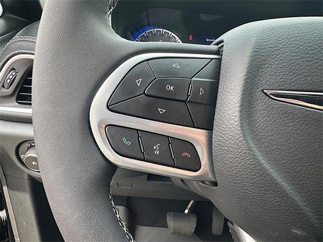 used 2025 Chrysler Pacifica car, priced at $36,000