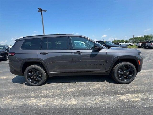 new 2025 Jeep Grand Cherokee L car, priced at $45,000