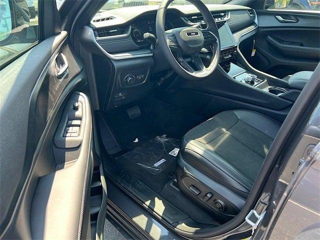 new 2025 Jeep Grand Cherokee L car, priced at $45,000