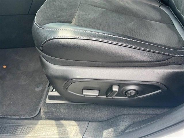 used 2025 Jeep Grand Cherokee L car, priced at $40,000