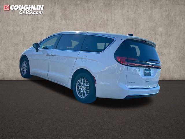 new 2026 Chrysler Pacifica car