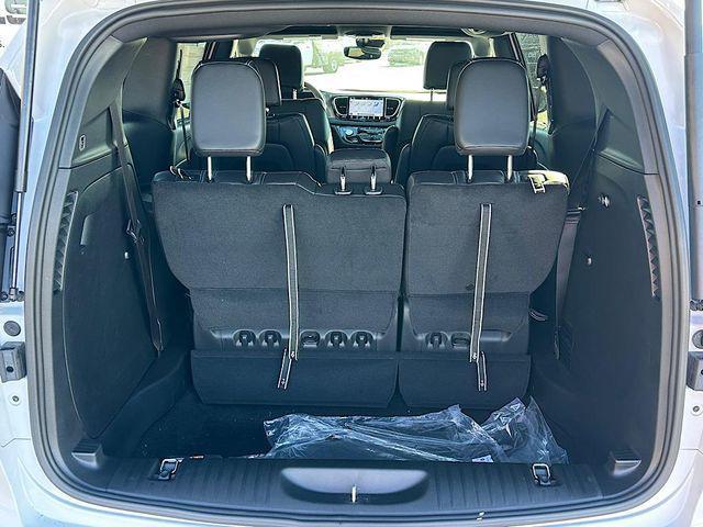 new 2026 Chrysler Pacifica car