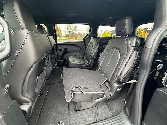 new 2026 Chrysler Pacifica car, priced at $45,640