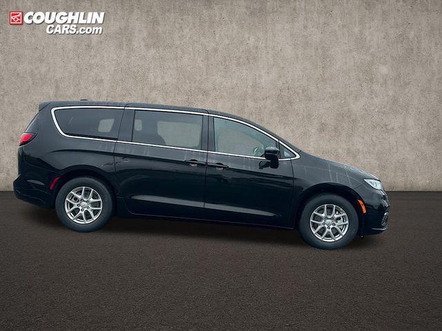 new 2026 Chrysler Pacifica car, priced at $45,640