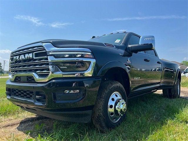 new 2025 Ram 3500 car, priced at $92,457