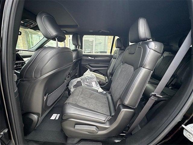 new 2025 Jeep Grand Cherokee L car, priced at $46,712