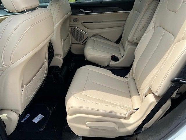 new 2025 Jeep Grand Cherokee L car, priced at $50,677