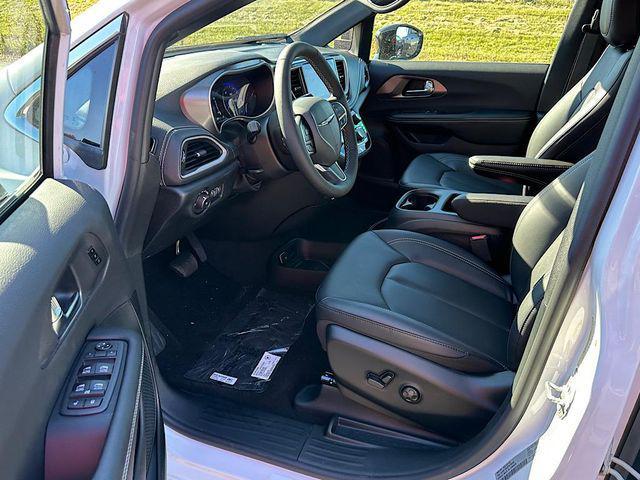 new 2026 Chrysler Pacifica car