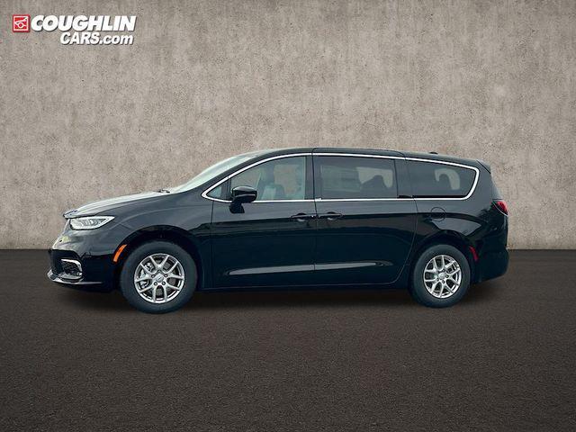 new 2026 Chrysler Pacifica car, priced at $45,640