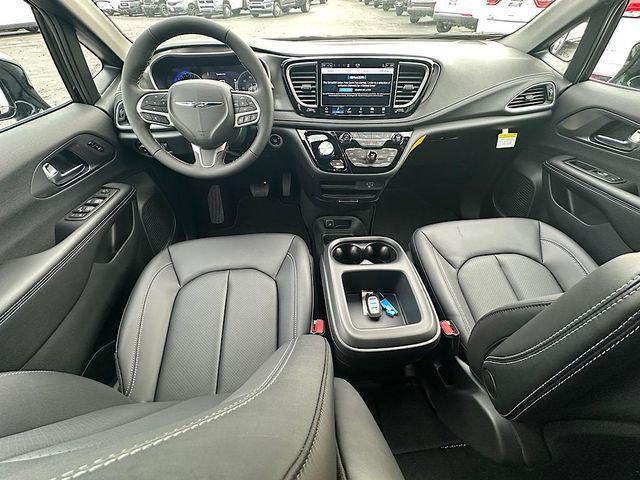 new 2026 Chrysler Pacifica car, priced at $45,640