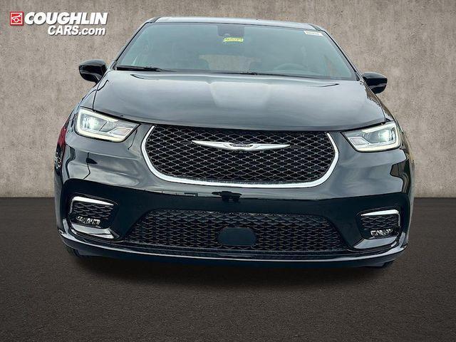 new 2026 Chrysler Pacifica car, priced at $45,640