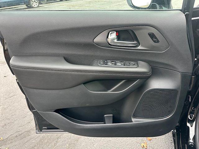 new 2026 Chrysler Pacifica car, priced at $45,640