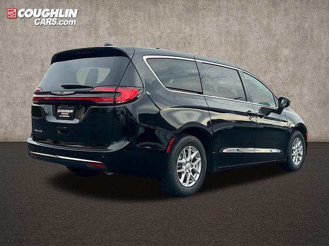 new 2026 Chrysler Pacifica car, priced at $45,640