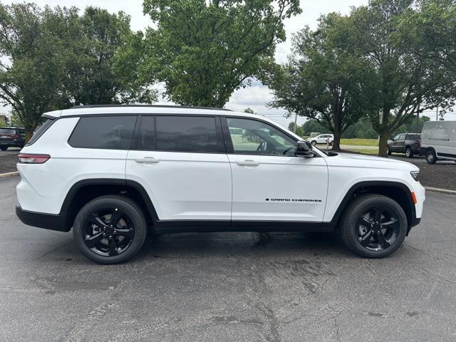 new 2024 Jeep Grand Cherokee L car, priced at $55,957