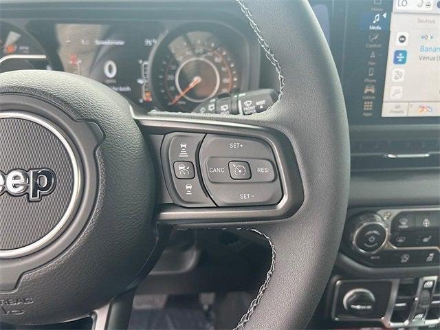 new 2025 Jeep Wrangler car, priced at $59,716