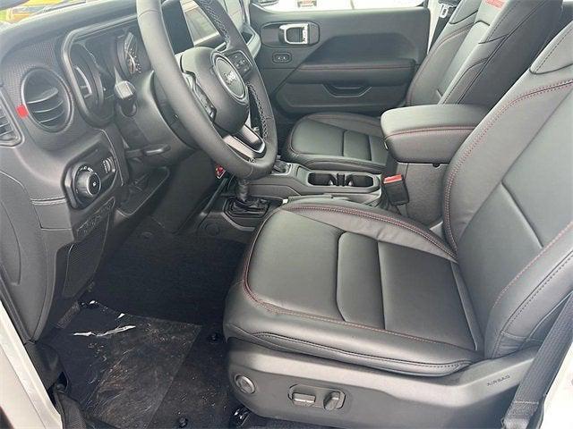 new 2025 Jeep Wrangler car, priced at $59,716