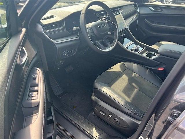 new 2025 Jeep Grand Cherokee L car, priced at $44,000