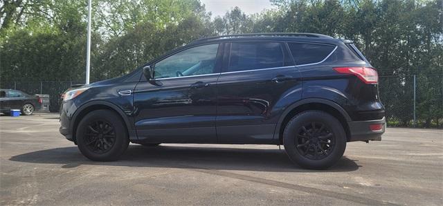 used 2013 Ford Escape car, priced at $7,999