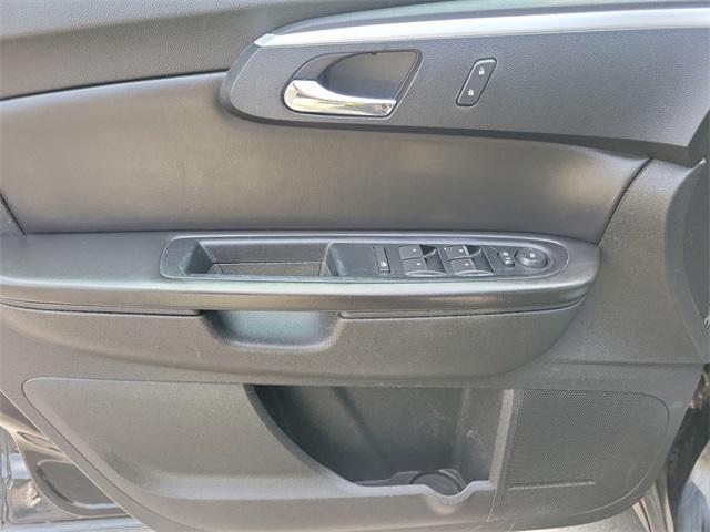 used 2012 Chevrolet Traverse car, priced at $5,999