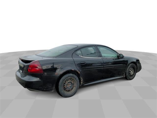 used 2004 Pontiac Grand Prix car, priced at $1,500